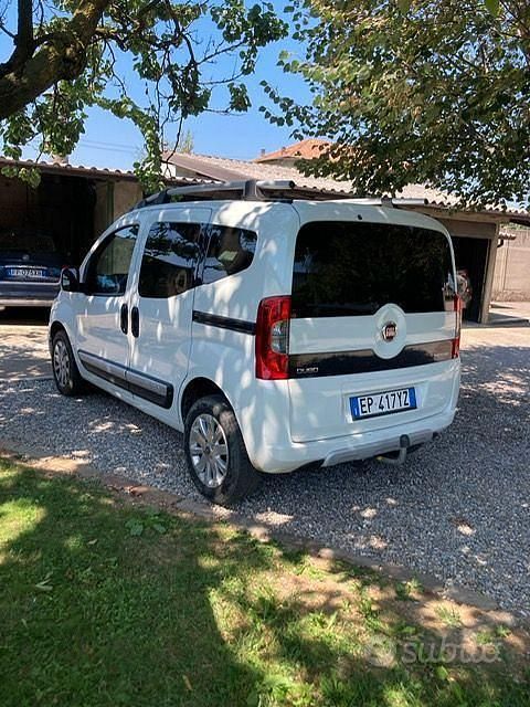 Usata Fiat Qubo Trekking 75 CV (55 kW) 2013 Bianco Monovolume