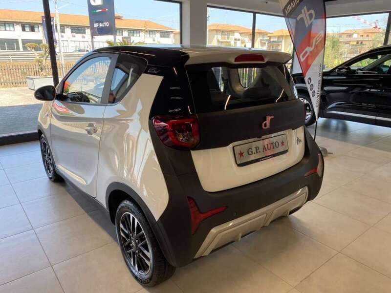 Occasion DR DR 1.0 44 kW (61 ch) 2024 Blanc Citadine
