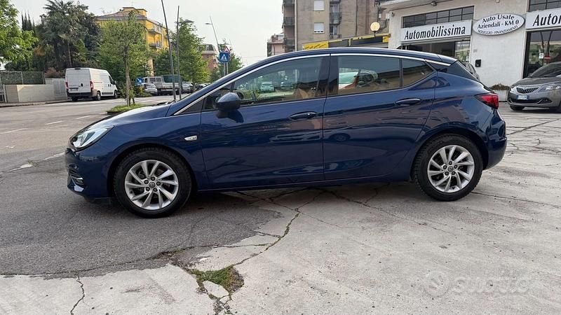 Usata Opel Astra Business Elegance 105 CV (77 kW) 2020 Blu/azzurro Berlina