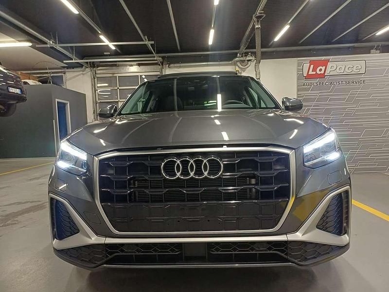 Usata Audi Q2 S-Line 150 CV (110 kW) 2023 Grigio daytona SUV
