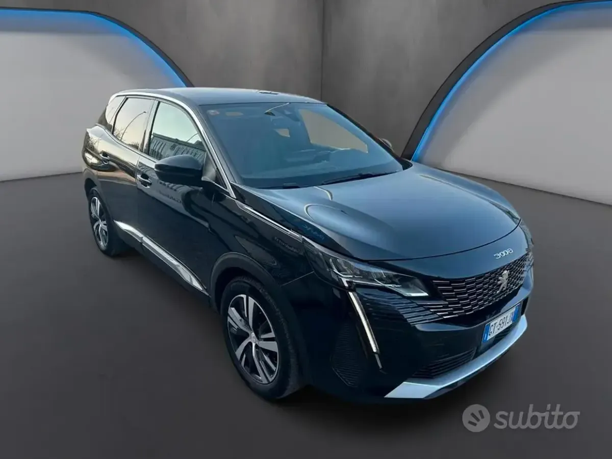 Usata Peugeot 3008 Allure 131 CV (96 kW) 2024 Grigio SUV