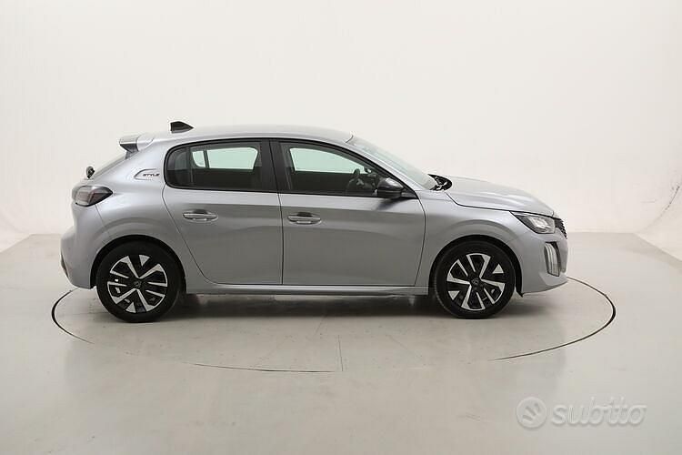 Usata Peugeot 208 Style 101 CV (74 kW) 2025 Grigio Utilitaria