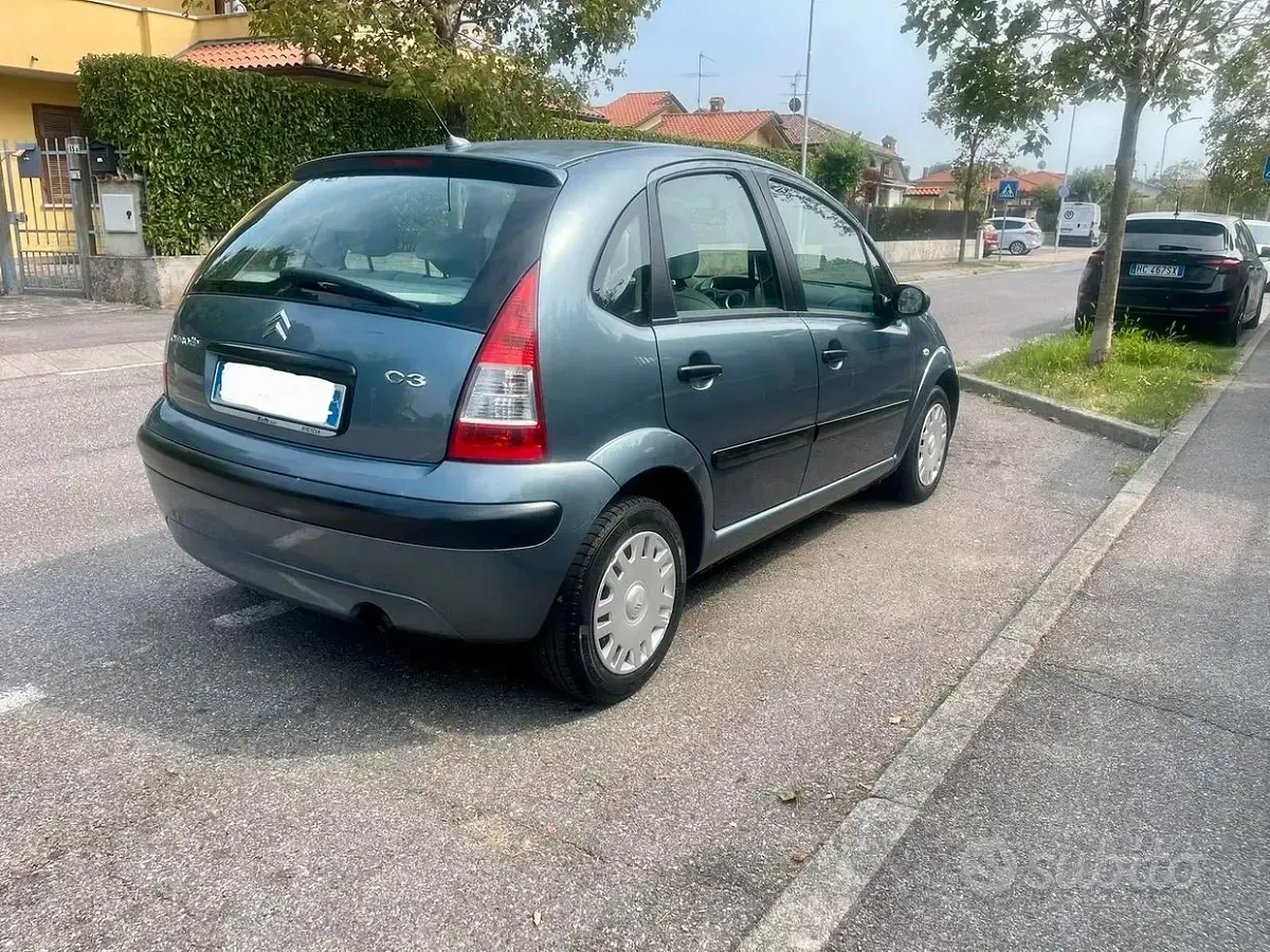 Usata Citroën C3 Exclusive 60 CV (44 kW) 2007 Berlina