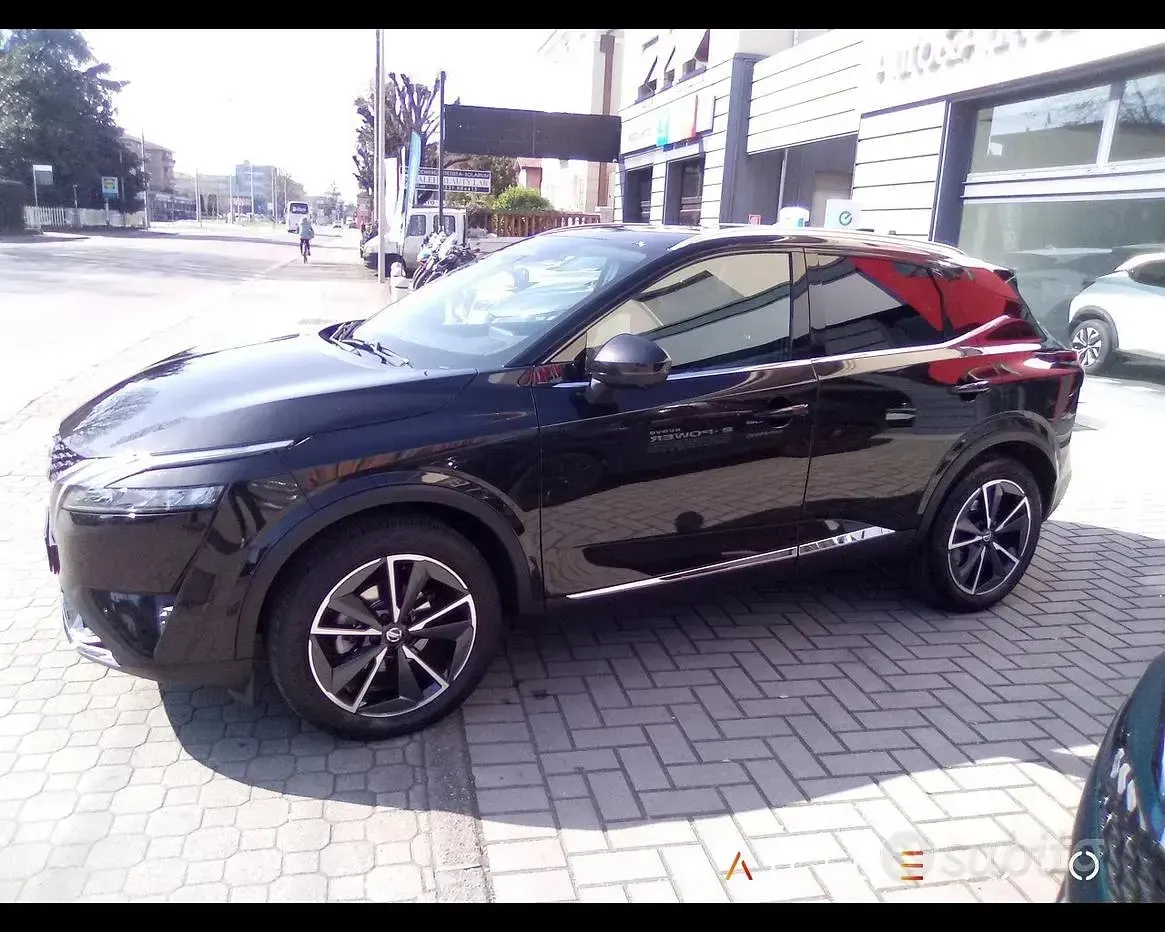 Usata Nissan Qashqai Style Edition 140 CV (102 kW) 2022 Nero SUV