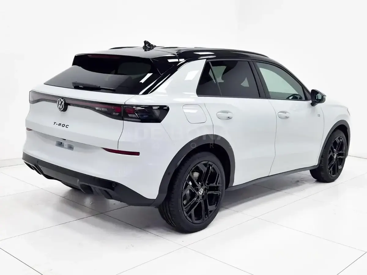 Nuova VW T-Roc R-line 149 CV (109 kW) 2025 SUV