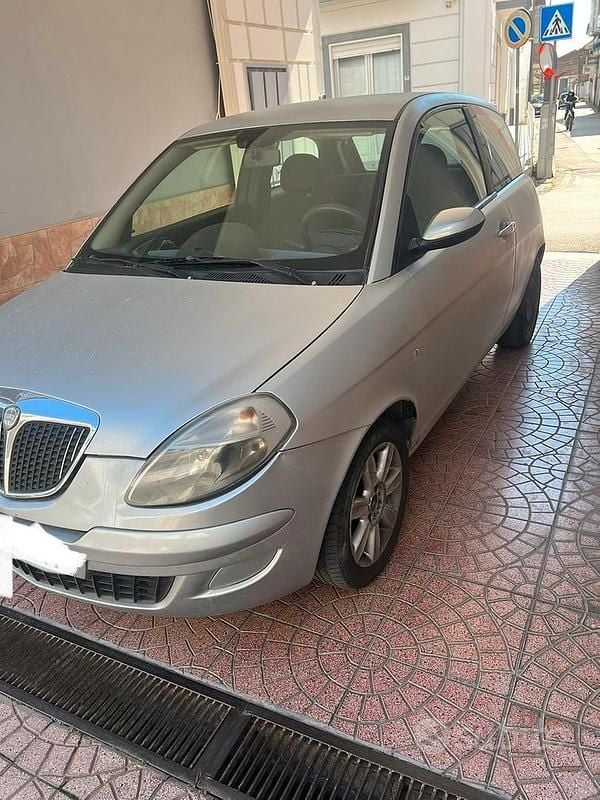 Usata Lancia Ypsilon 2007 Grigio Utilitaria
