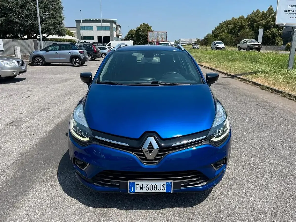 Usata Renault Clio 90 CV (66 kW) 2019 Blu Station wagon