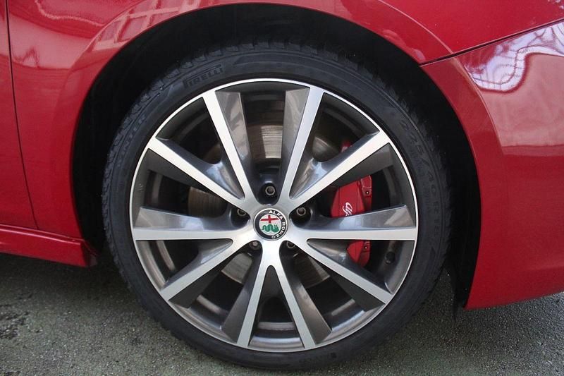 Usata Alfa Romeo Giulietta Veloce 243 CV (178 kW) 2016 Rosso Utilitaria