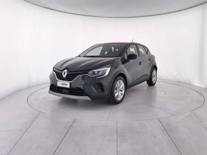 Usata Renault Captur Evolution 94 CV (69 kW) 2023 Blu marine SUV