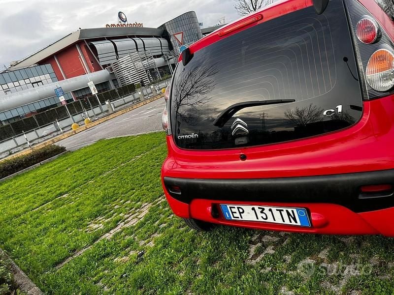 Usata Citroën C1 68 CV (50 kW) 2013 Rosso Utilitaria