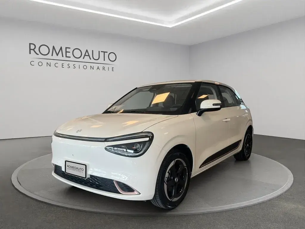 Używany DongFeng Box 38 kW (52 KM) 2026 Hatchback