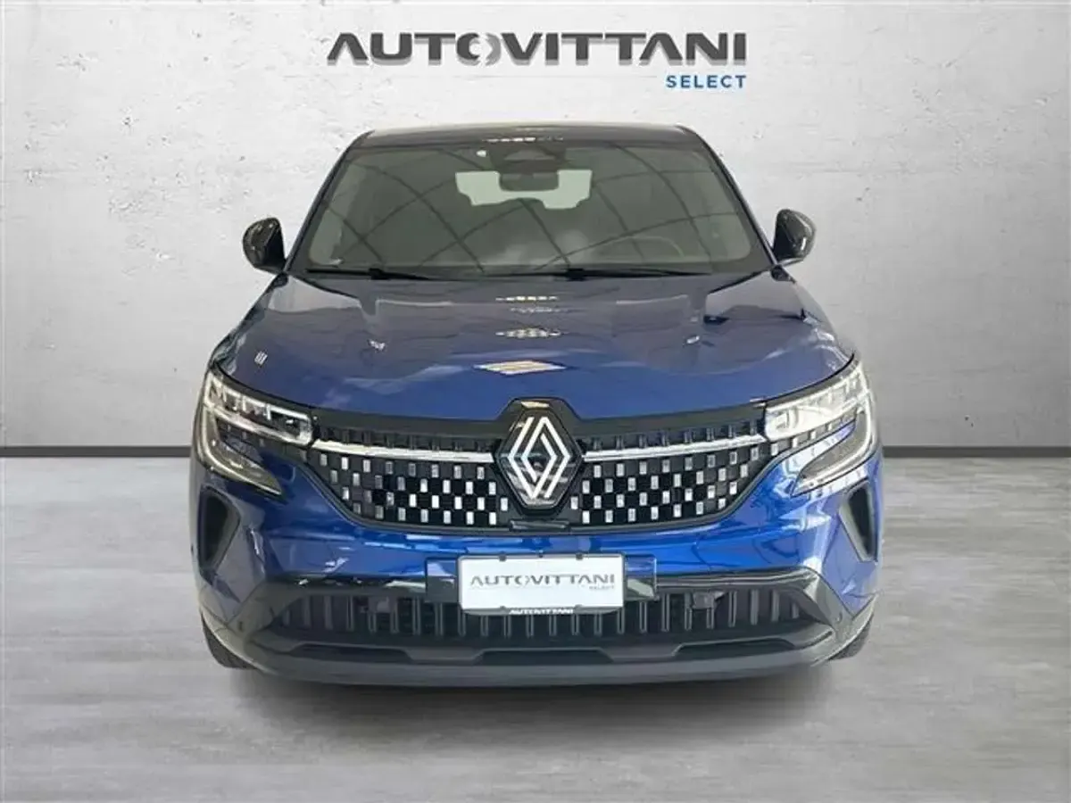 Usata Renault Austral Equilibre 131 CV (96 kW) 2023 Blu scuro SUV