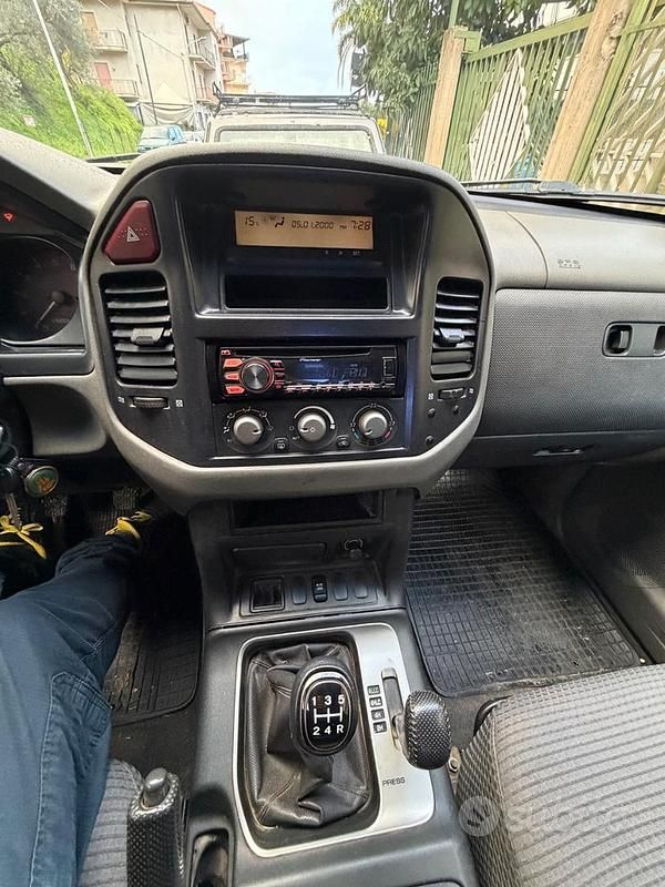Usata Mitsubishi Pajero 2001 SUV