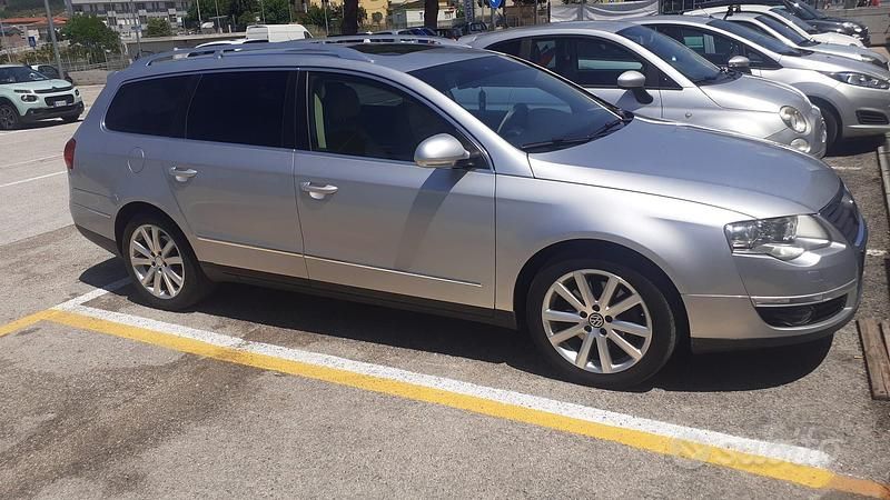 Usata VW Passat 140 CV (102 kW) 2007 Grigio Station wagon