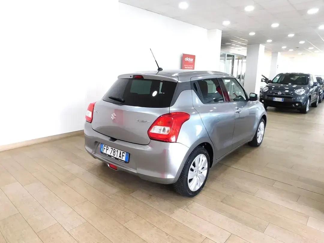 Usata Suzuki Swift Cool 90 CV (66 kW) 2018 Grigio Utilitaria