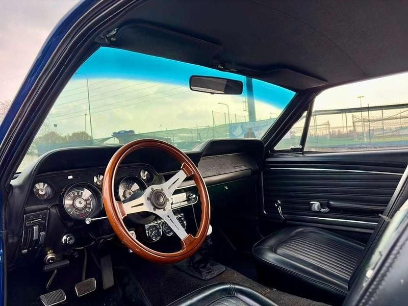 Usata Ford V8 310 CV (228 kW) 1968 Blu/azzurro Coupé