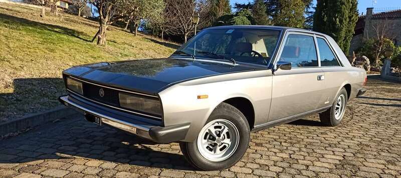 Usato 1974 Fiat 130 3.2 Benzin 179 CV (18.900 €)