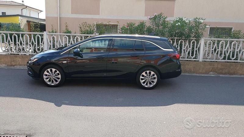 Usata Opel Astra 110 CV (80 kW) 2018 Station wagon