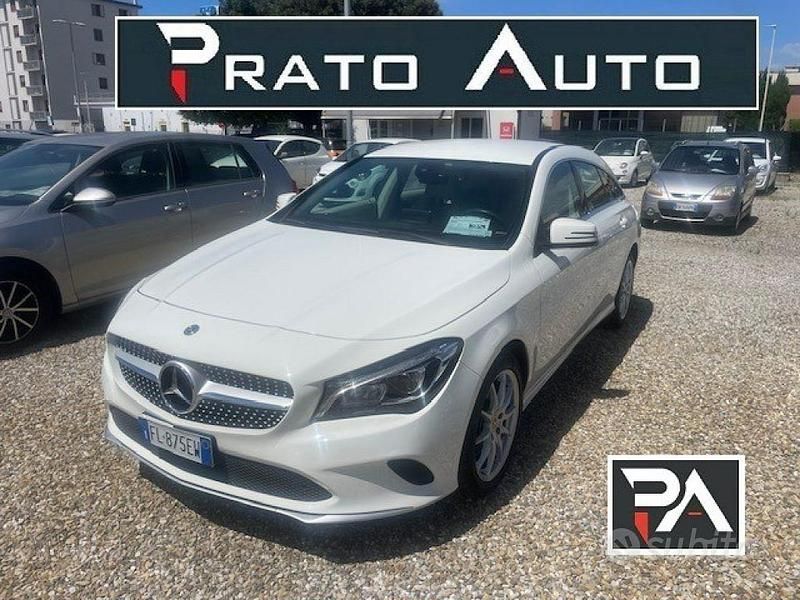 Usata Mercedes CLA200 Premium 136 CV (100 kW) 2017 Bianco Station wagon
