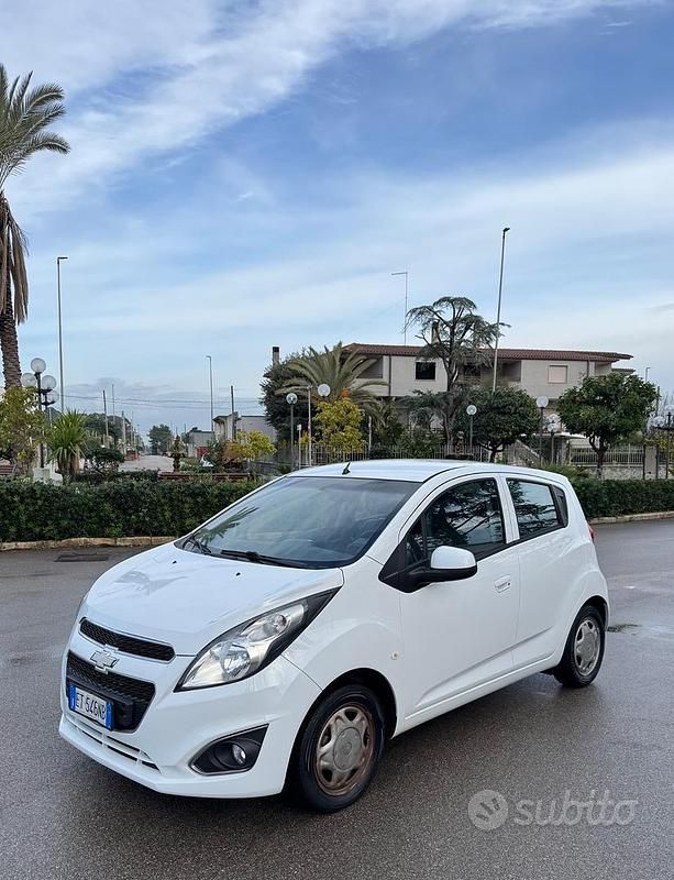 Usata Chevrolet Spark 68 CV (50 kW) 2014 Bianco Utilitaria