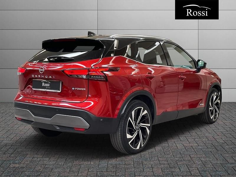 Usata Nissan Qashqai Tekna+ 190 CV (139 kW) 2023 Rosso SUV