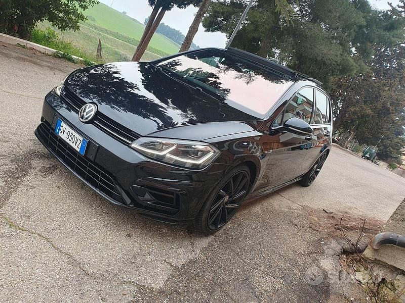 Usata VW Golf VII R 2018 Nero Berlina