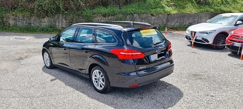 Begagnad Ford Focus 120 HK (88 kW) 2018 Svart Kombi
