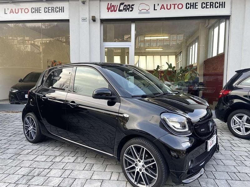 Usata Smart ForFour Brabus Xclusive 109 CV (80 kW) 2017 Nero Utilitaria