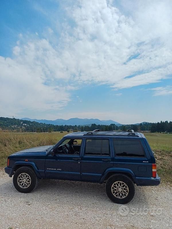 Usata Jeep Cherokee 116 CV (85 kW) 2000 Blu SUV