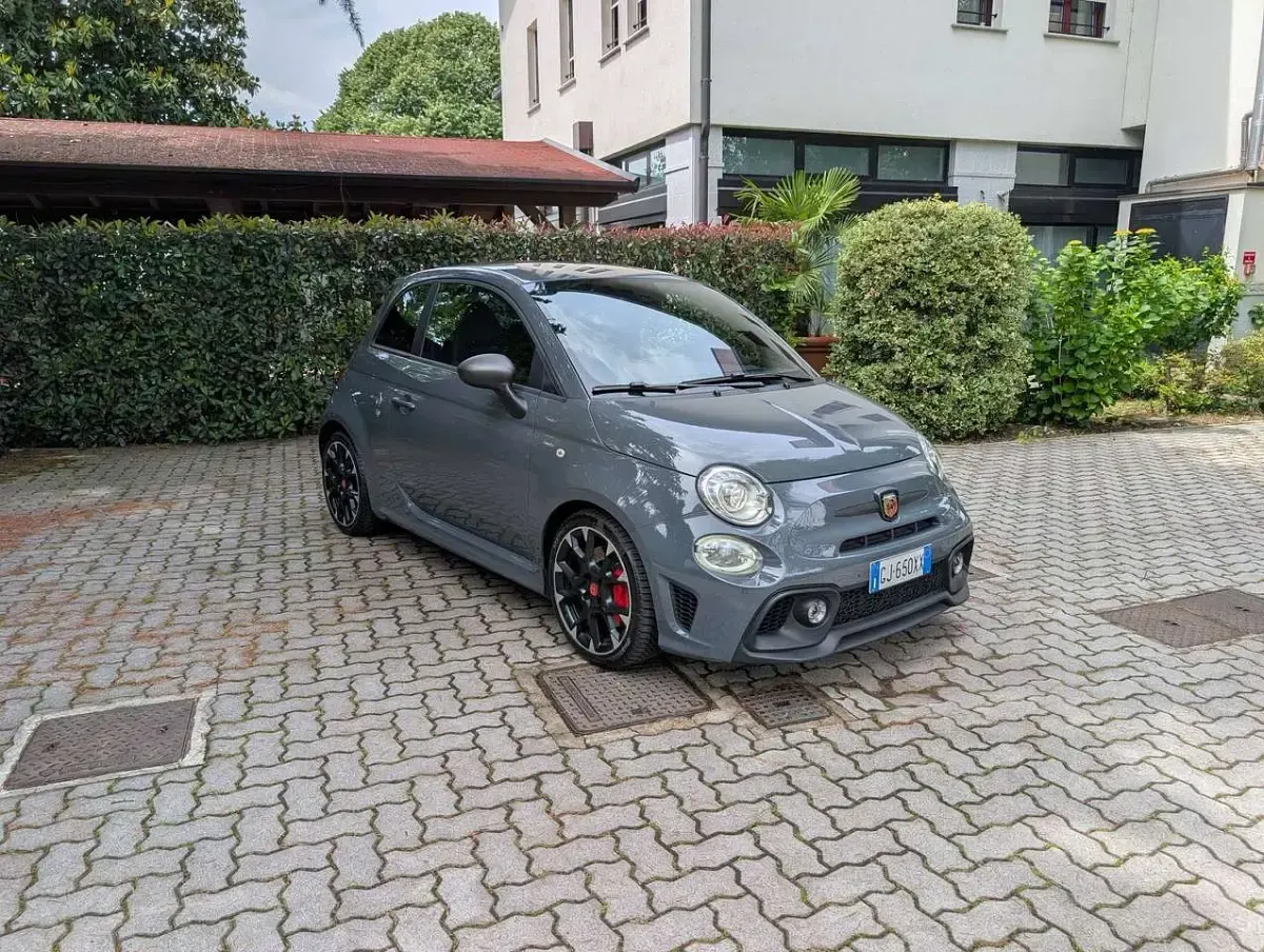 Usata Abarth 595 Competizione 179 CV (131 kW) 2019 Grigio record Coupé