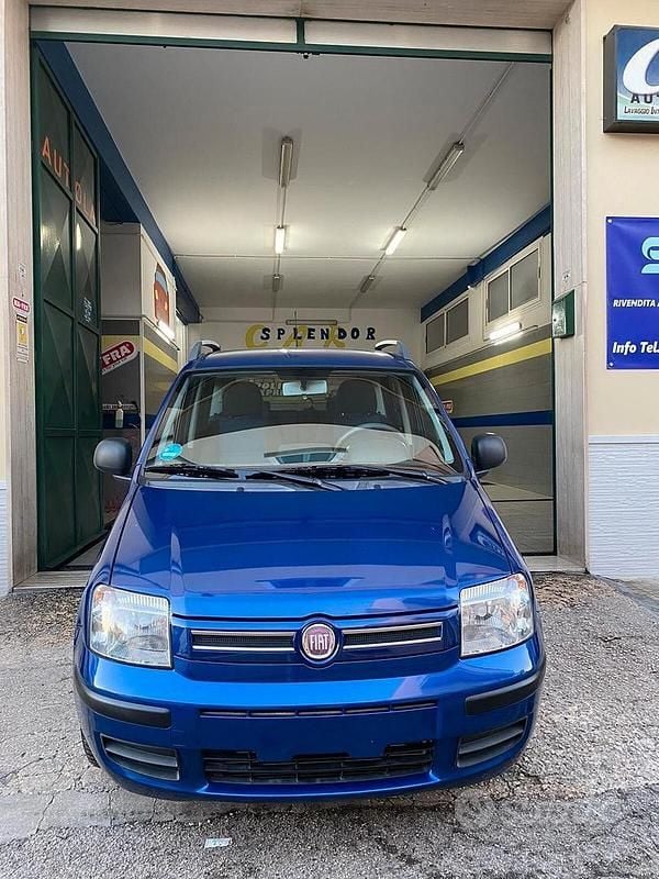 Blu Usata 2010 Fiat Panda Dynamic Berlina | 4700 € (Buon prezzo) - Immagine 1/4