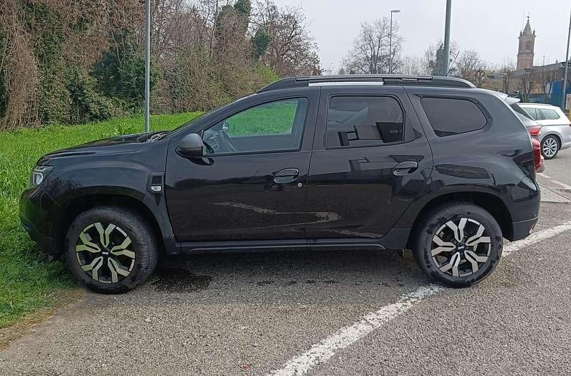 Usata Dacia Duster Journey 101 CV (74 kW) 2023 Nero SUV