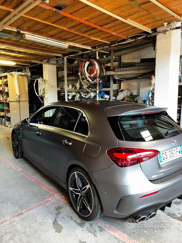 Usata Mercedes A45 AMG 421 CV (309 kW) 2024 Grigio Berlina