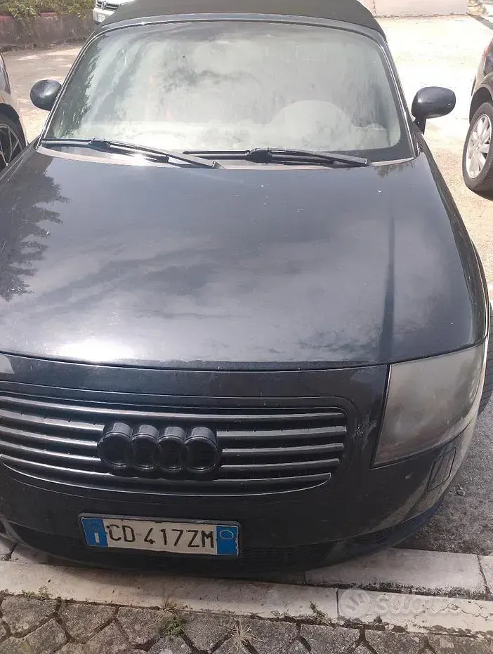 Usata Audi TT Roadster 179 CV (131 kW) 2001 Nero Cabrio