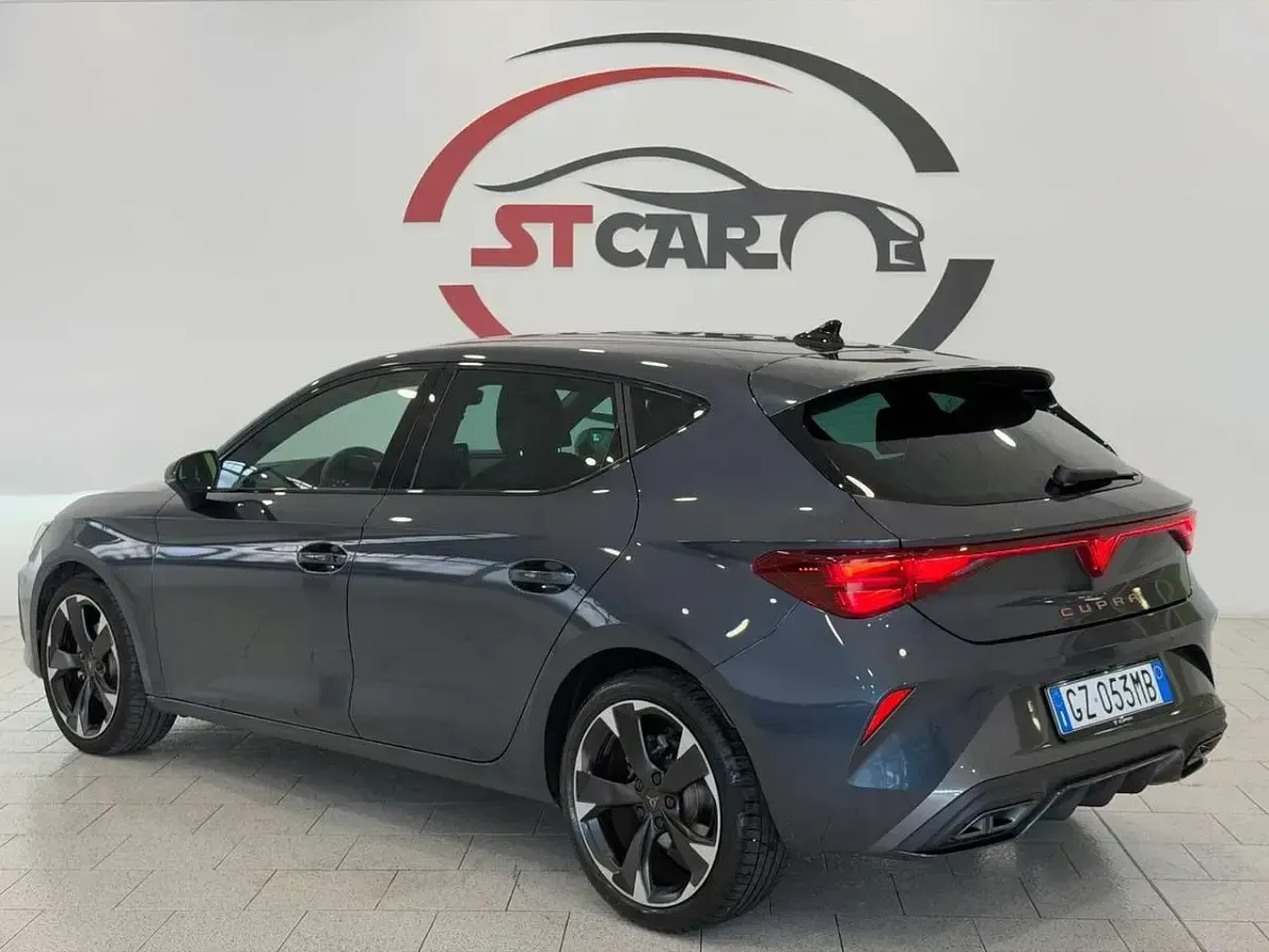 Occasion Cupra Leon 150 ch (110 kW) 2025 Gris Berline