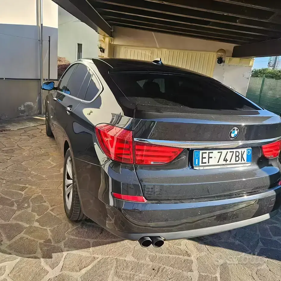 Usata BMW 530 Gran Turismo 245 CV (180 kW) 2010 Nero Coupé