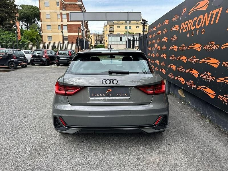 Usata Audi A1 Sportback S-Line 150 CV (110 kW) 2022 Grigio chiaro Utilitaria
