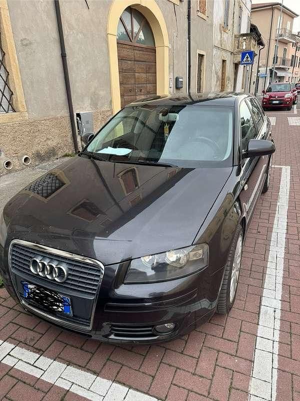 Usata Audi A3 105 CV (77 kW) 2005 Marrone Utilitaria
