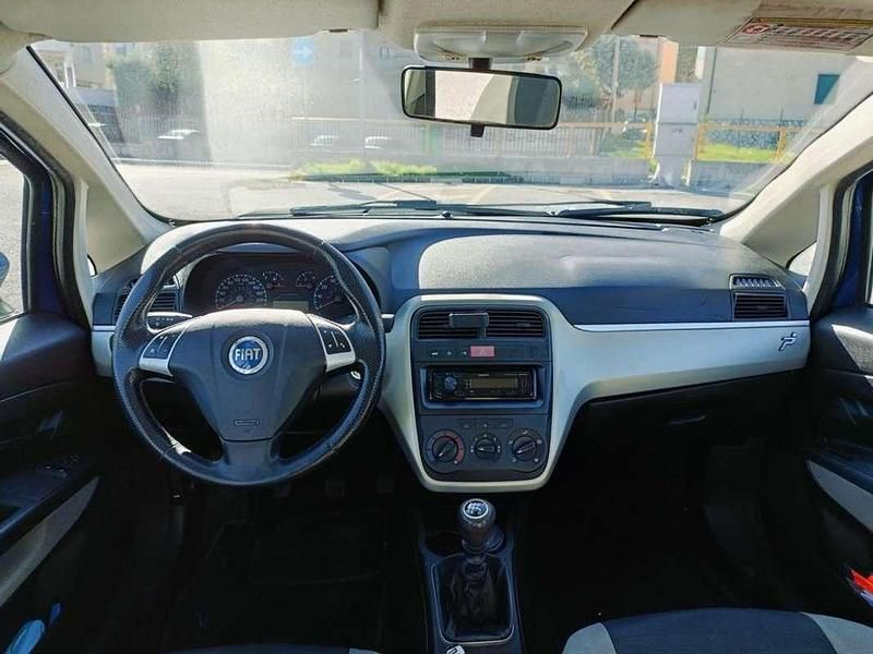 Usata Fiat Grande Punto Active 65 CV (47 kW) 2007 Blu/azzurro Utilitaria