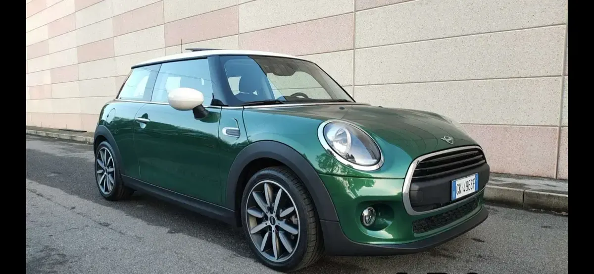 Usata Mini Cooper 136 CV (100 kW) 2021 Verde Utilitaria