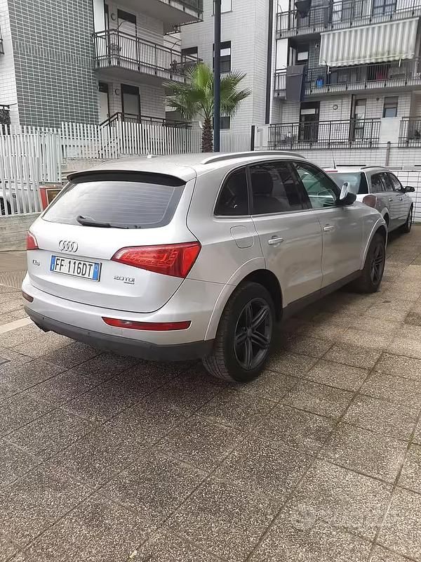 Usata Audi Q5 170 CV (125 kW) 2010 Grigio SUV