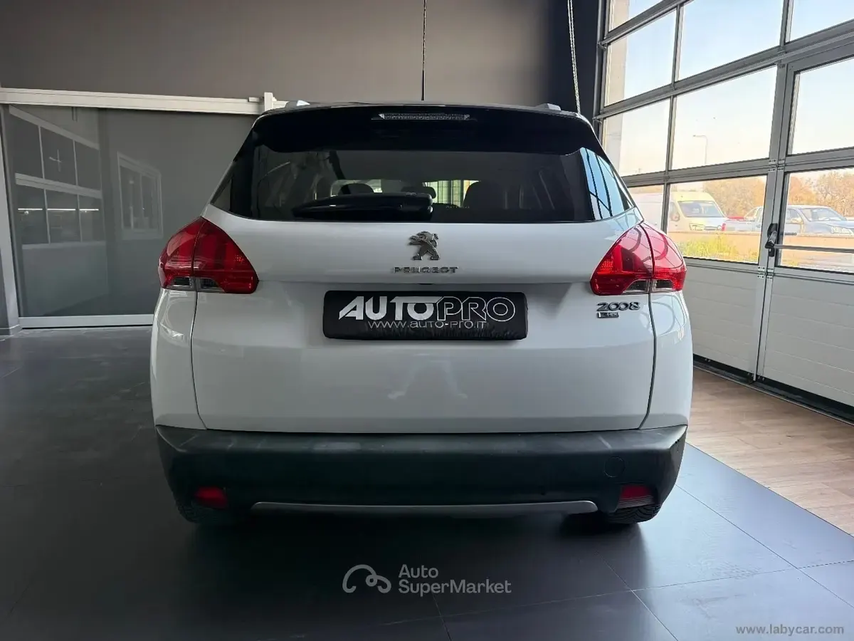 Gebraucht Peugeot 2008 Active 92 PS (67 kW) 2014 Weiß SUV