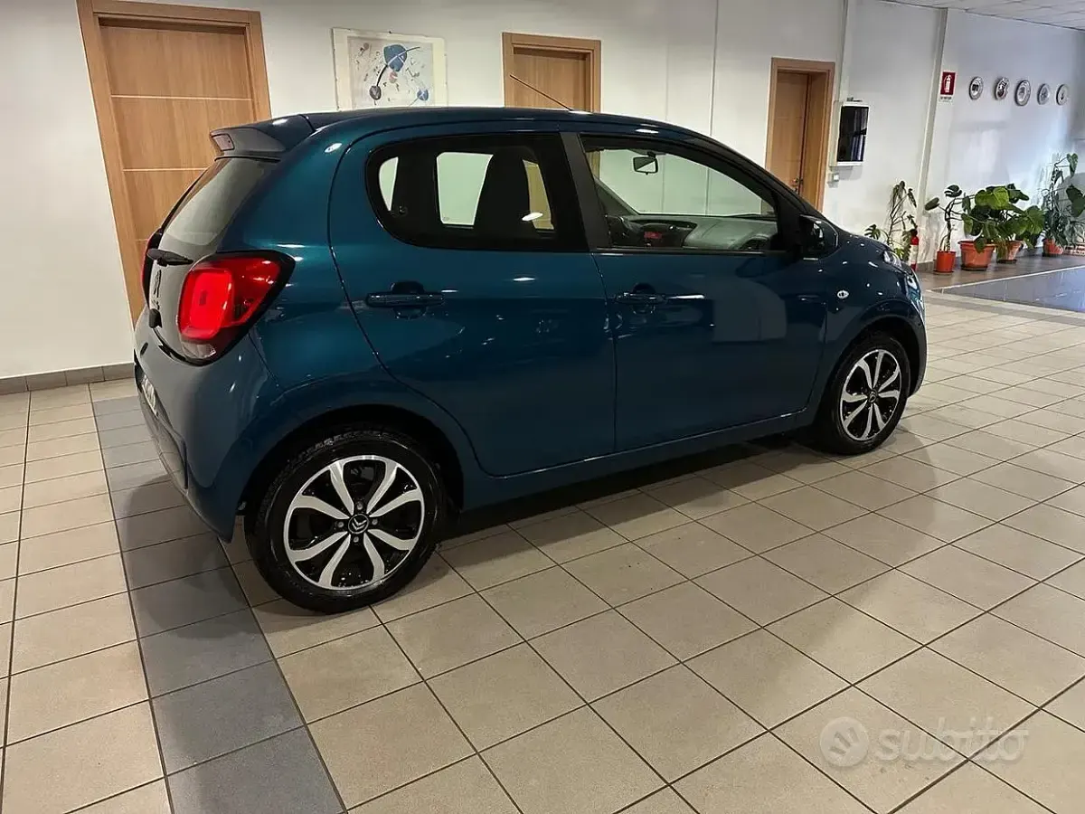 Usata Citroën C1 Feel 72 CV (52 kW) 2021 Blu metallizzato Utilitaria