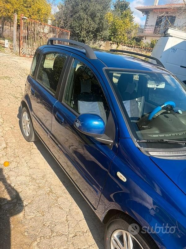 Usata Fiat Panda 69 CV (50 kW) 2007 Blu Utilitaria