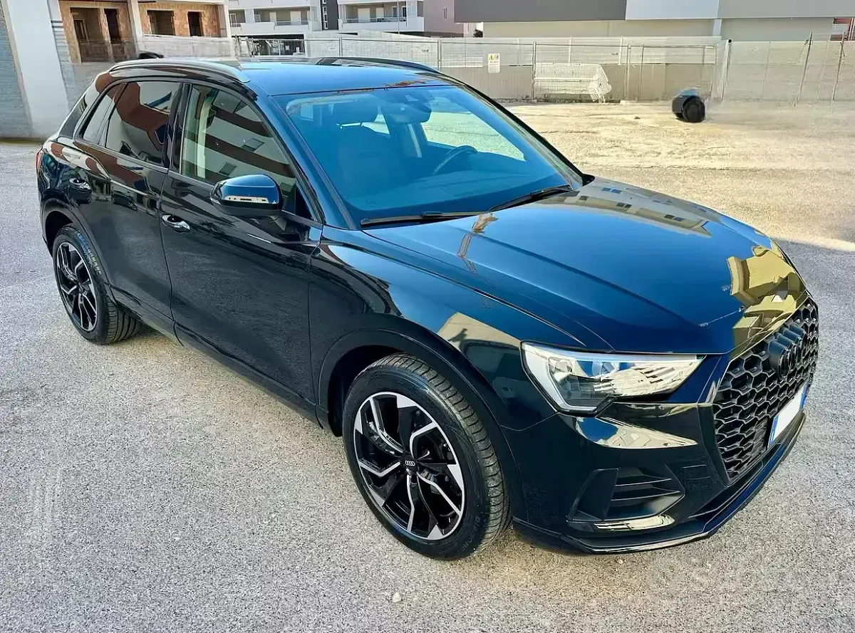 Usata Audi Q3 Advanced 150 CV (110 kW) 2020 Nero SUV