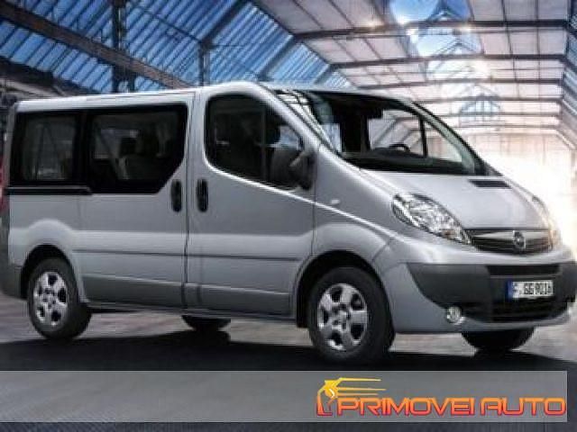 Bianco Usata 2007 Opel Vivaro Furgone | 6000 € (Buon prezzo) - Immagine 1/1