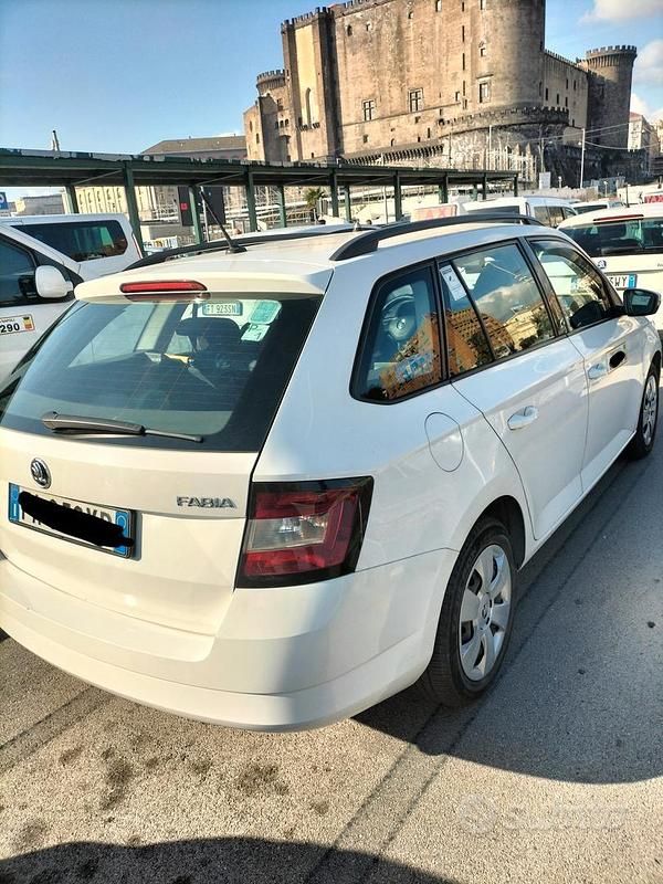 Usata Skoda Fabia Ambition 90 CV (66 kW) 2015 Bianco Station wagon