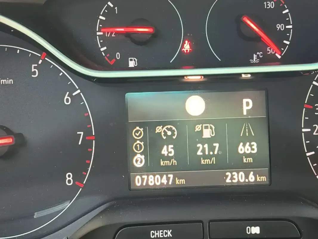Usata Opel Crossland X Ultimate 120 CV (88 kW) 2020 SUV