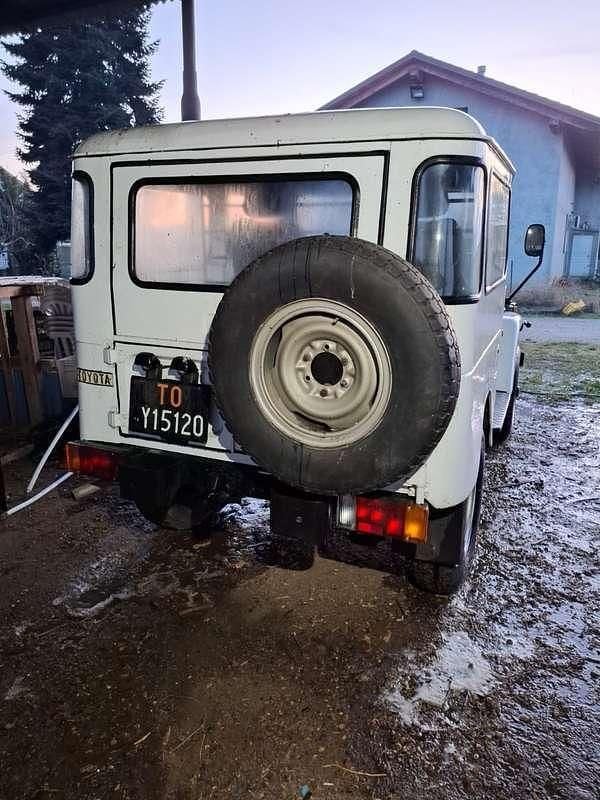 Usata Toyota Land Cruiser 99 CV (72 kW) 1977 Bianco SUV