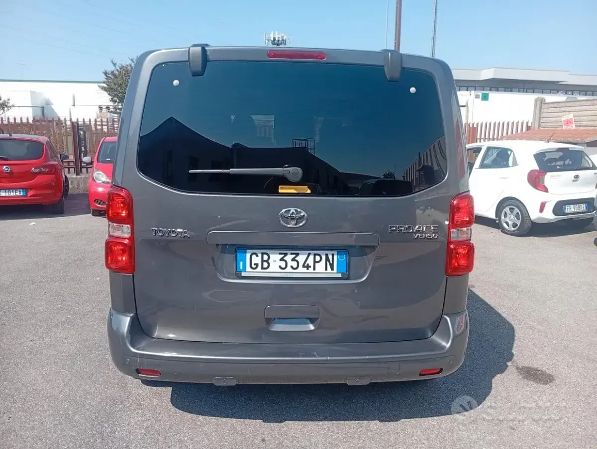Usata Toyota Proace Verso Edition 177 CV (130 kW) 2020 Grigio Station wagon